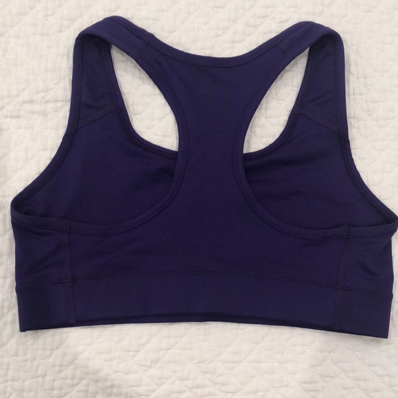 Nike sports bra.  Size S - Picture 3 of 3